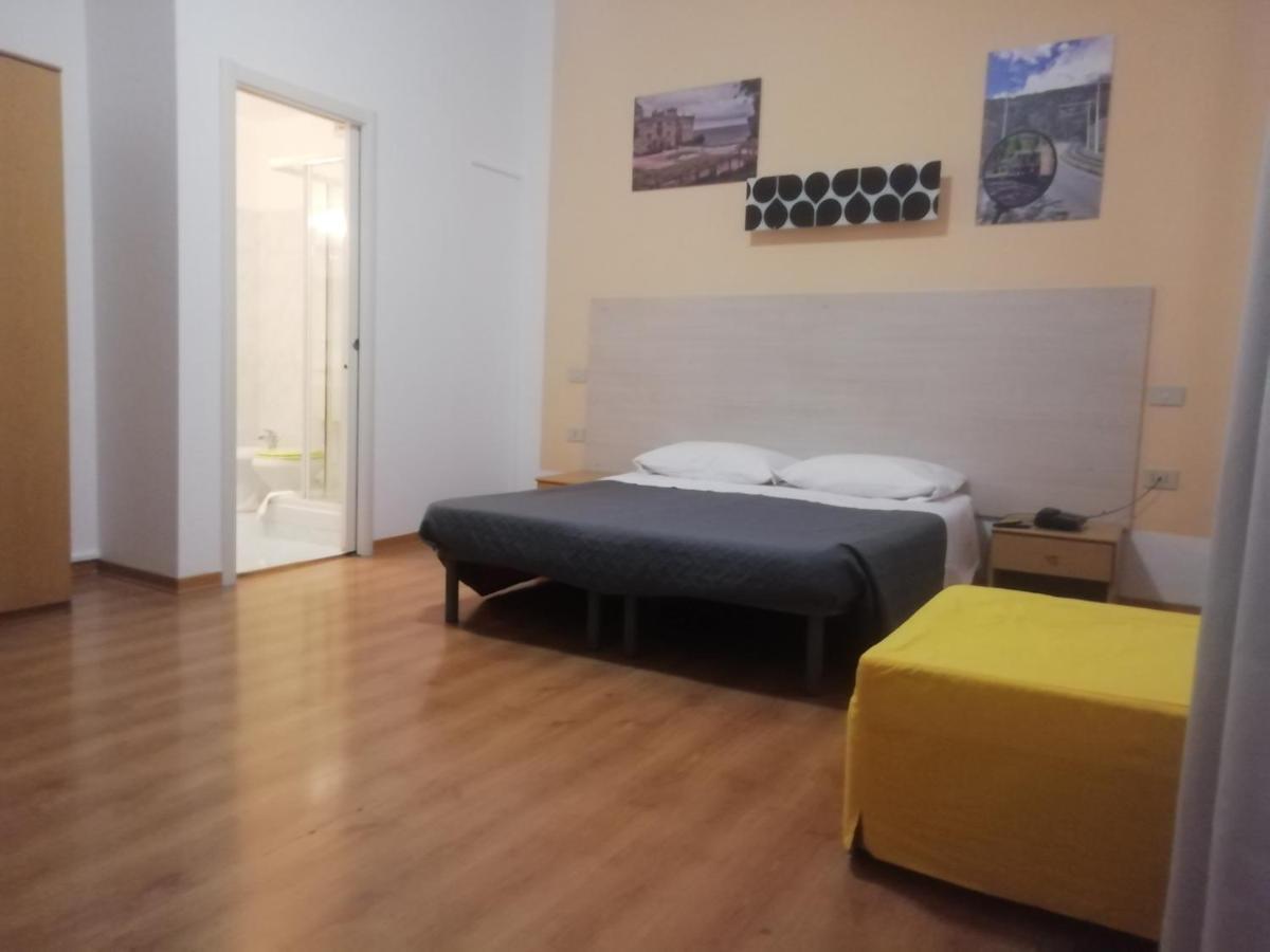 Hotel Alabarda Триест Екстериор снимка