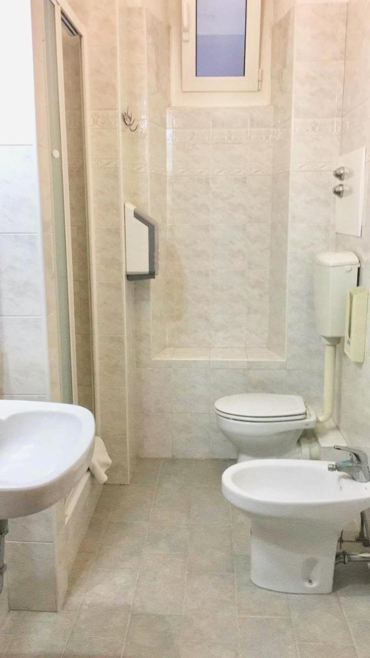 Hotel Alabarda Триест Екстериор снимка